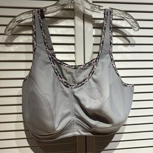 Glamorise sport bra 40DD